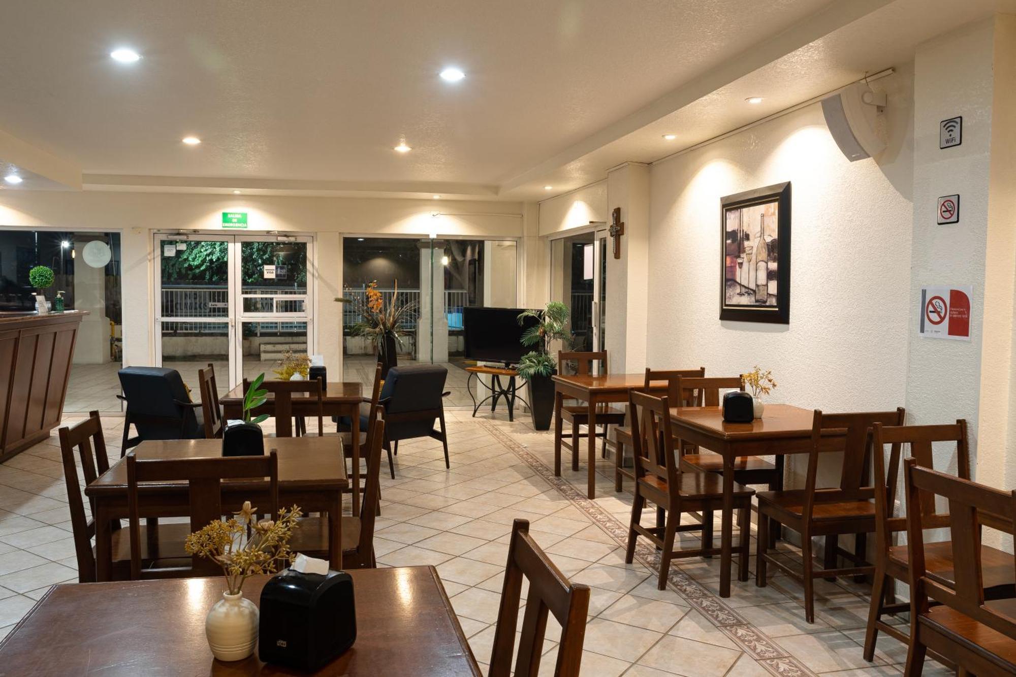 Hotel Quinta San Carlos Inn Manuel Valdez Εξωτερικό φωτογραφία