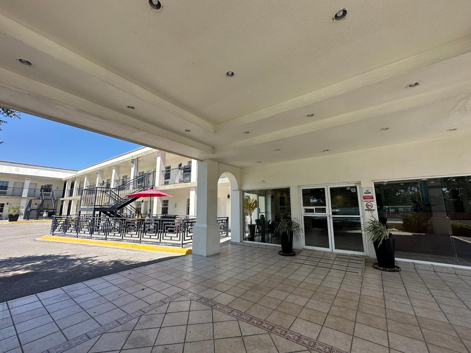 Hotel Quinta San Carlos Inn Manuel Valdez Εξωτερικό φωτογραφία