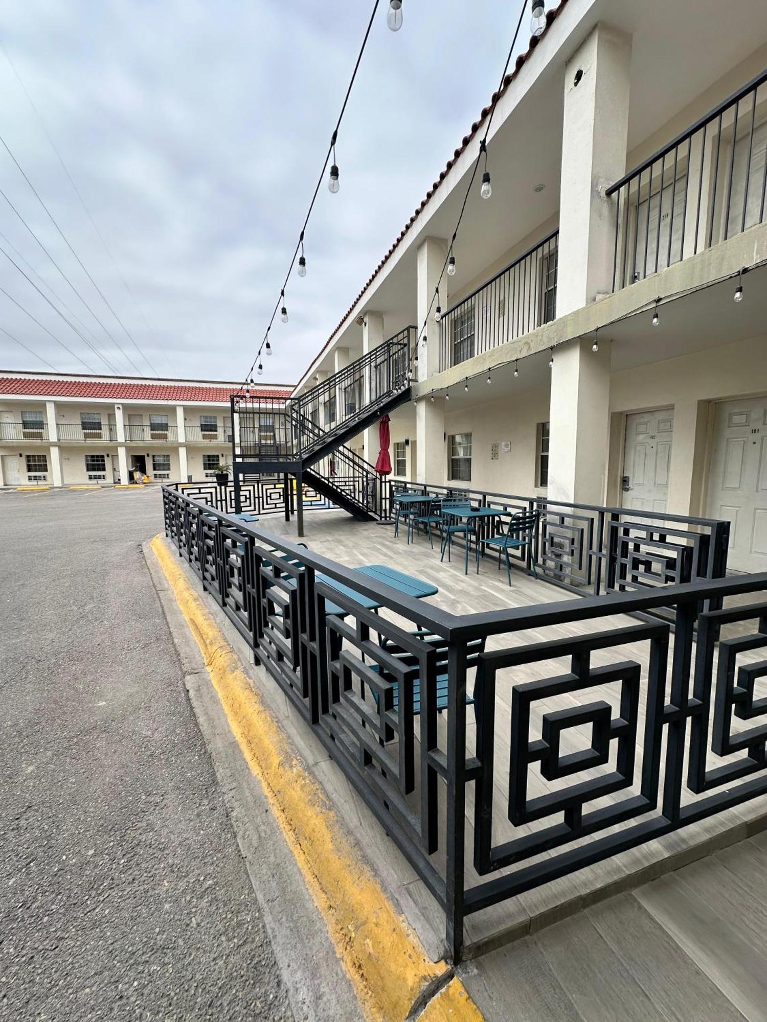 Hotel Quinta San Carlos Inn Manuel Valdez Εξωτερικό φωτογραφία